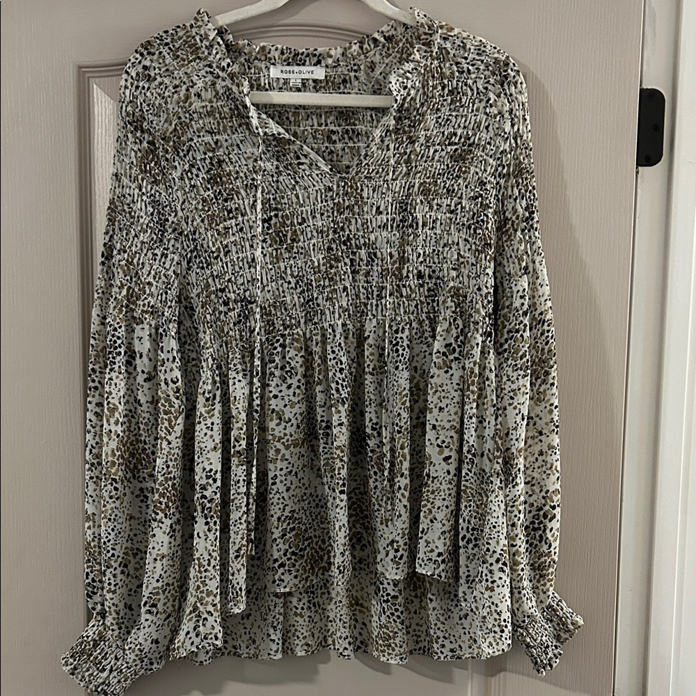 Rose & Olive Black and White Patterned Blouse